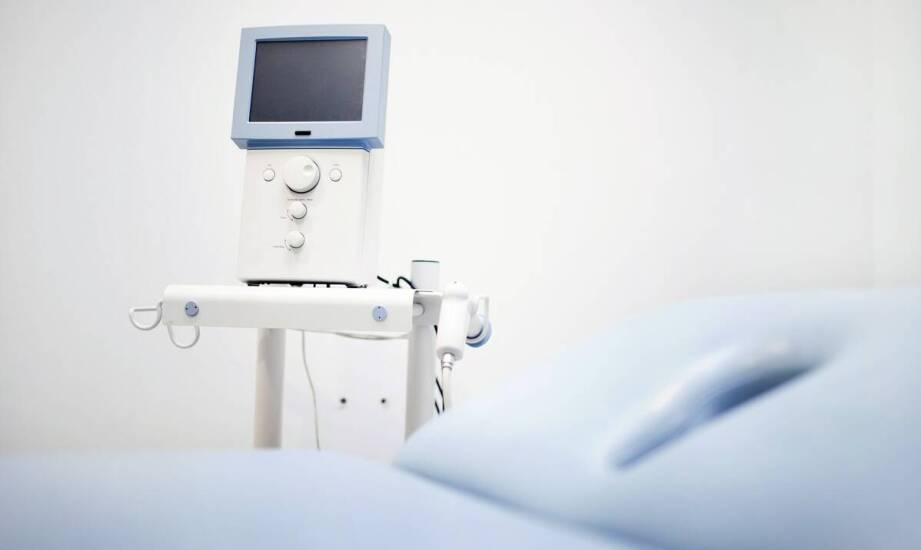 Czym się kierować we współpracy z producentem wyposażenia medycznego?