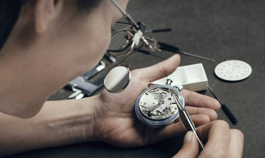 Jak diagnozujemy problemy zegarków Casio w naszym serwisie w Krakowie?