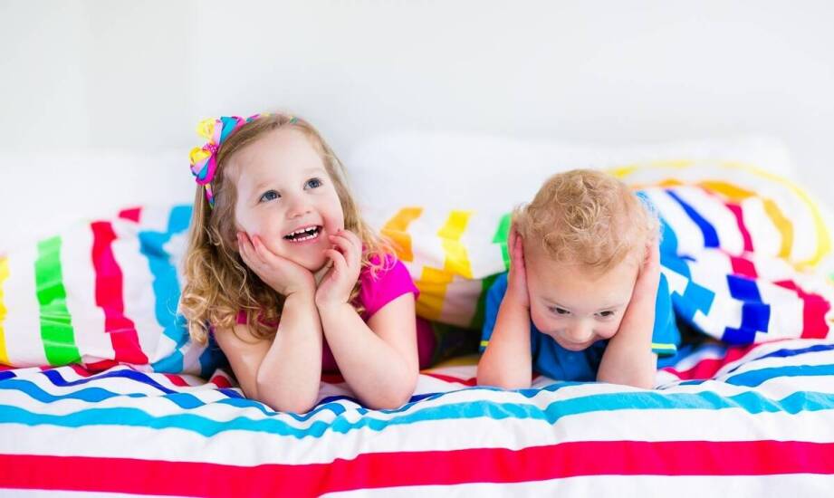 Wpływ kolorów natury na wzory w dziecięcej personalizowanej pościeli