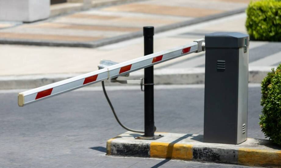 Szlabany w centrach handlowych: kluczowe aspekty instalacji