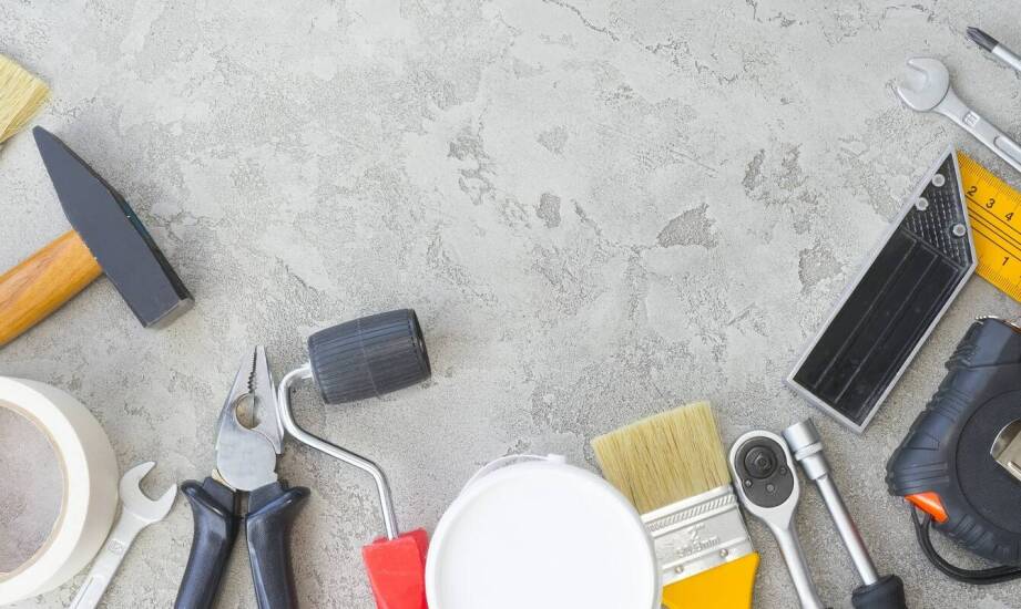 Jakie ręczne narzędzia najlepiej sprawdzą się w pracach remontowych?