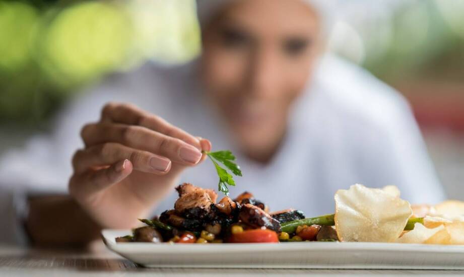 Zastosowanie górskiej flory japońskiej w nowoczesnej kuchni azjatyckiej