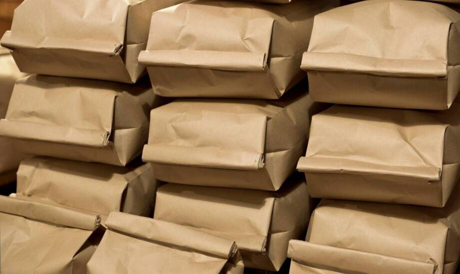 Specyfika produkcji papierowych worków wentylowych: co warto wiedzieć?