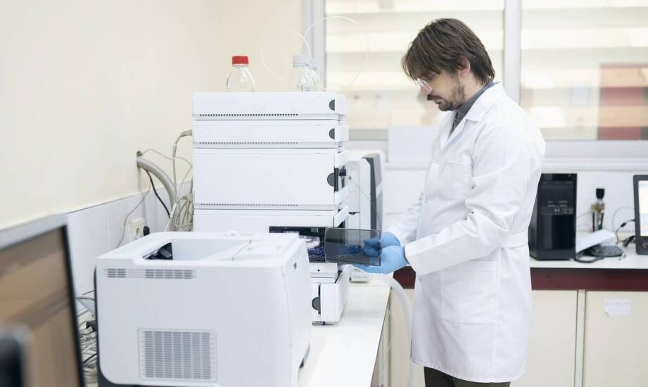 Specjalistyczne tłumaczenia w dziedzinie chemii – co warto wiedzieć?