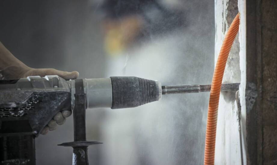 Młot udarowy Bosch GBH 5 40 DCE a oszczędność czasu na budowie