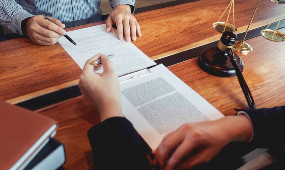 Jakie są korzyści z umowy partnerskiej sporządzonej przez notariusza?