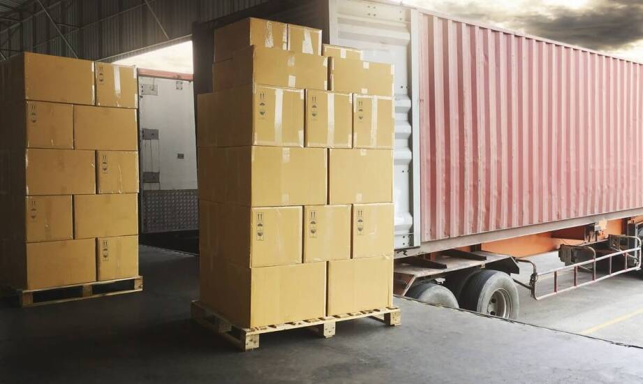 Jakie są kluczowe usługi celne dostępne dla firm eksportowych w Warszawie?