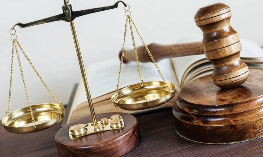 Złoto próby 555: jak zmieniające się przepisy prawne mogą wpłynąć na rynek?