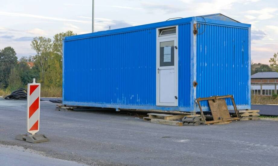 Zastosowanie sanitarno-technicznych kontenerów w tymczasowych obiektach