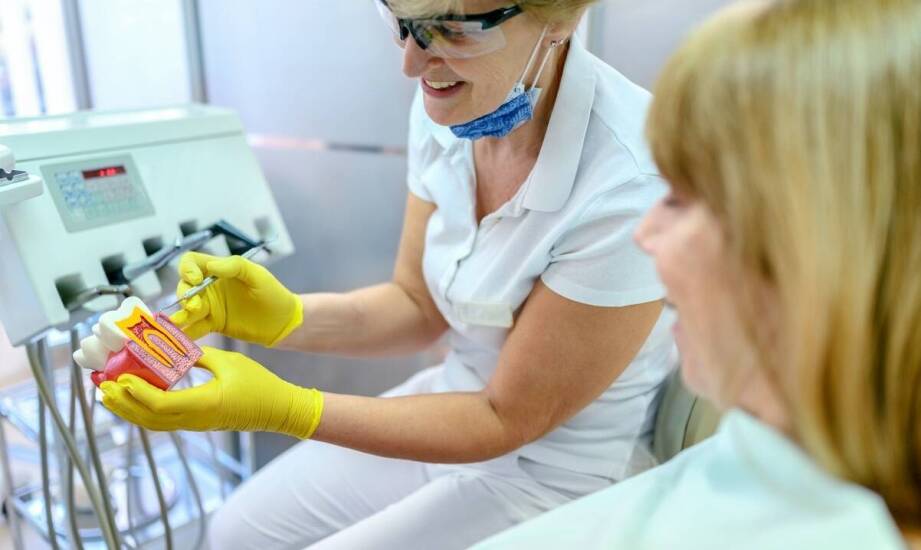 Jakie perspektywy zawodowe oferuje kierunek higienistki stomatologicznej w szkole policealnej?