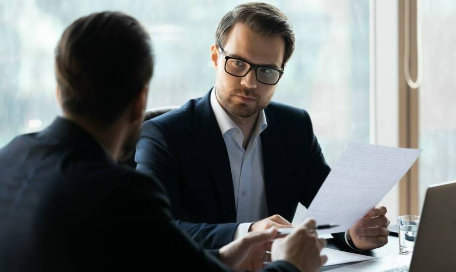 Ochrona praw osób pokrzywdzonych przez zorganizowaną przestępczość: rola adwokata