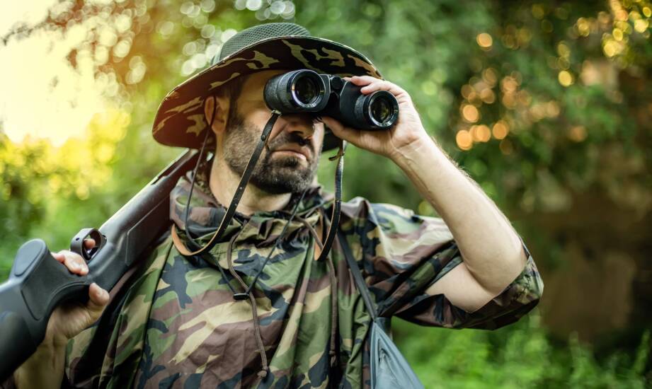 Nowoczesne wzory kamuflażu w odzieży myśliwskiej – co warto wiedzieć?