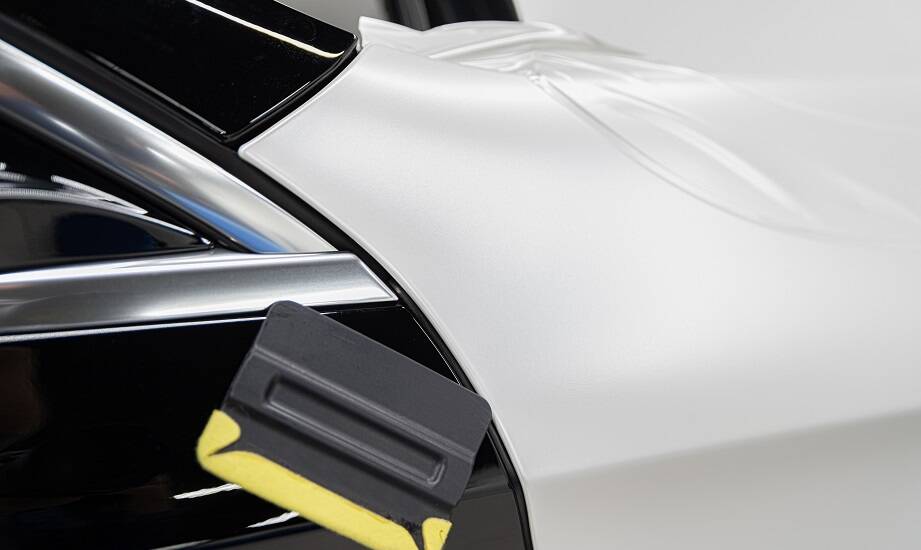 Zastosowanie folii tuningowych do personalizacji auta