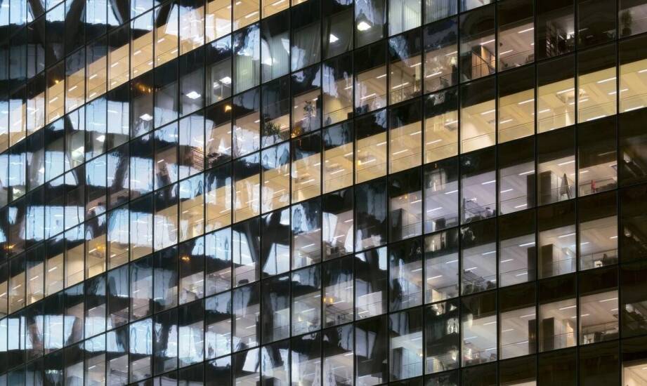 Jak technologia wspiera zarządzanie przestrzenią biurową w Arkada Business Parku?