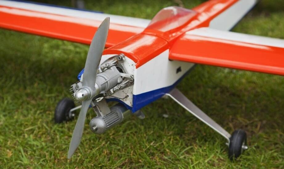 Douglas SBD Dauntless – jak zbudować realistyczny historyczny model?