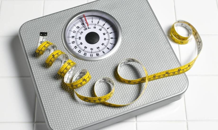 Jak zbudowane są osobowe wagi analogowe?