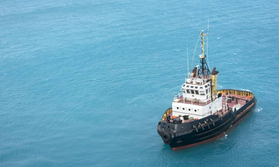 Jakie korzyści przynosi śledzenie holownika w czasie rzeczywistym?