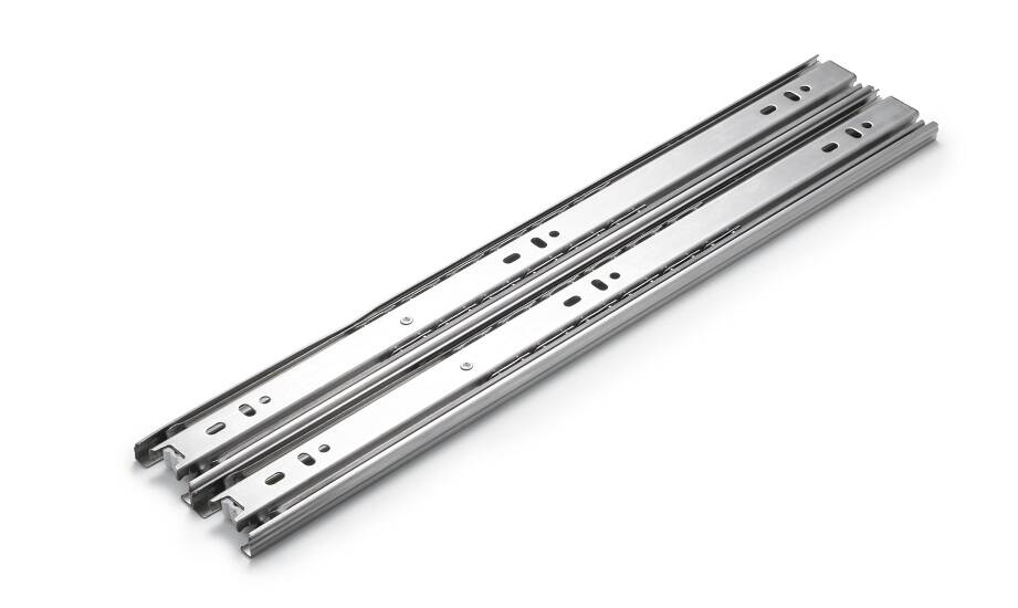 Synchroniczne prowadnice w meblach – kluczowe zalety i wady