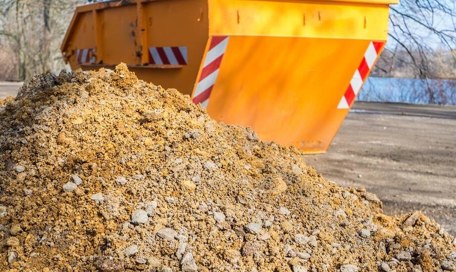 Wywóz ziemi: wpływ na ekologiczne zarządzanie na placu budowy