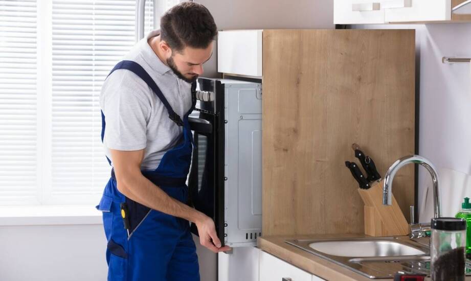 Najlepsze praktyki montażu wentylacyjnych kratek w kuchni