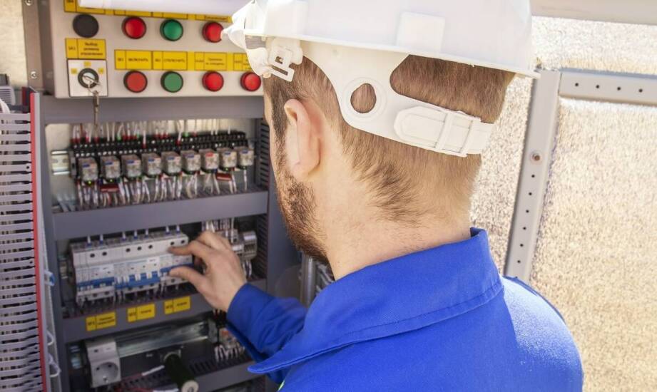 Dlaczego warto zainwestować w profesjonalny montaż alarmów?