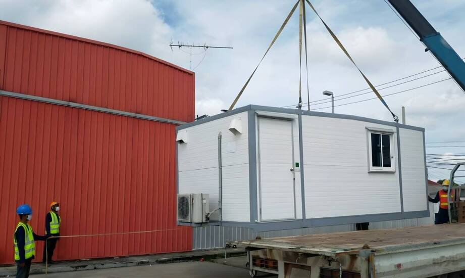 Wpływ usług dźwigowych na optymalizację logistyki transportu specjalistycznego.