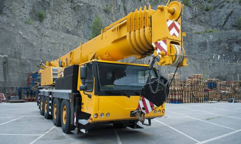 Rola dźwigów w załadunku i rozładunku maszyn w Małopolsce