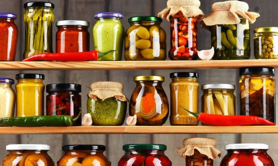 Przyprawy bez konserwantów – jak wzbogacają smak wegańskich potraw