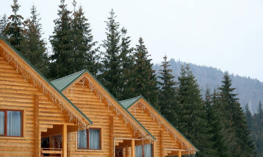 Całoroczne domki – komfortowy wybór na wakacje o każdej porze roku