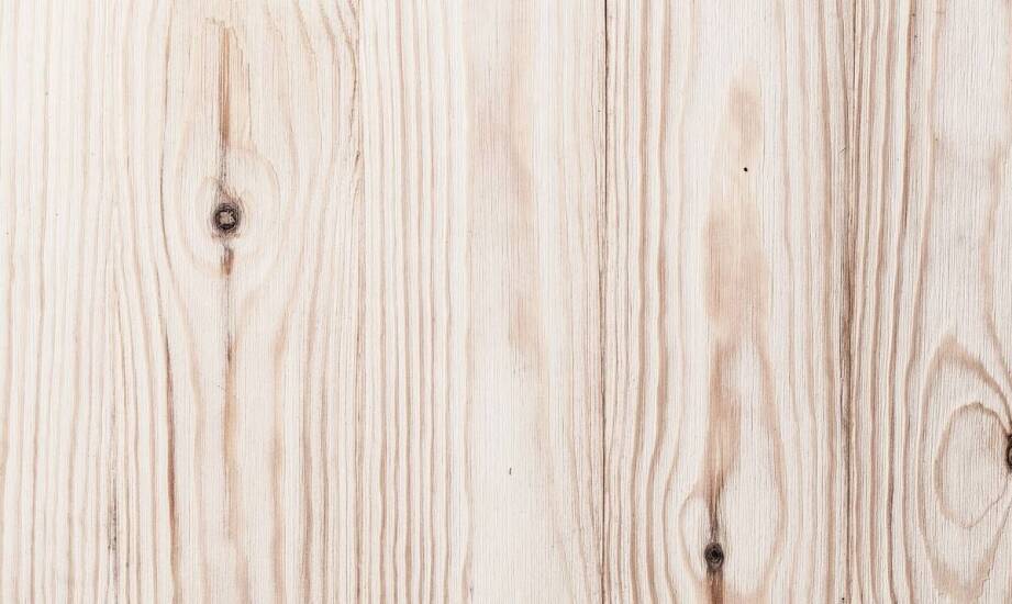 Tarcica jesionowa z Wielkopolski a estetyka wnętrz – co musisz wiedzieć?