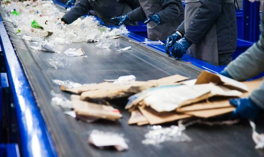 Wpływ recyklingu na produkcję opakowaniowych materiałów