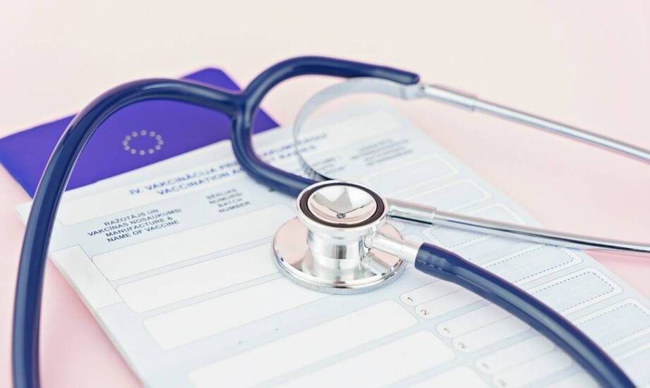 Wysokogórska medycyna: jakie szczepienia są zalecane przed wyprawą w góry?