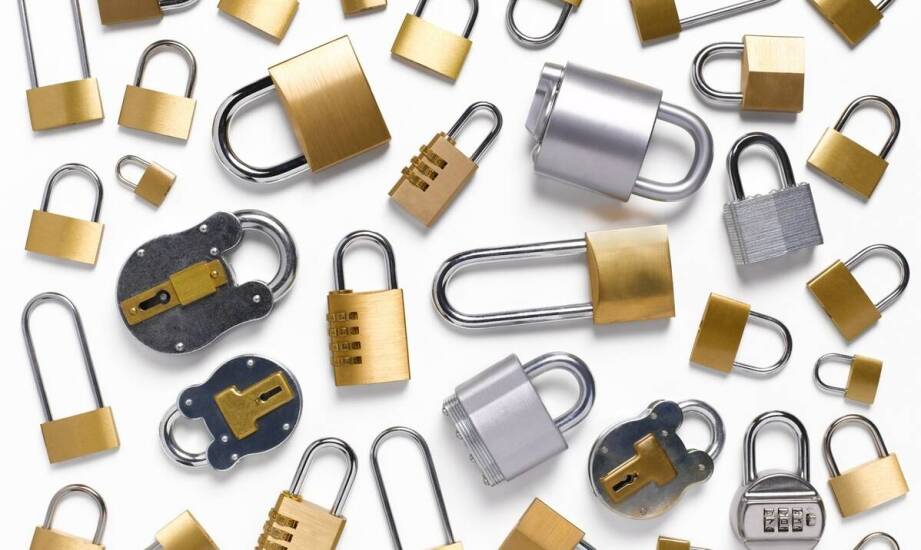 Kłódki jako część oferty w hurtowni – różnorodność i zastosowanie