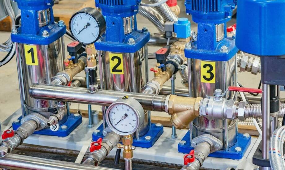 Rola hydraulicznych pomp w zwiększaniu efektywności energetycznej w przemyśle