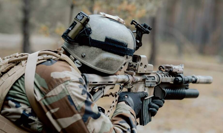 Jakie kamuflaże najlepiej sprawdzają się z snajperkami ASG?