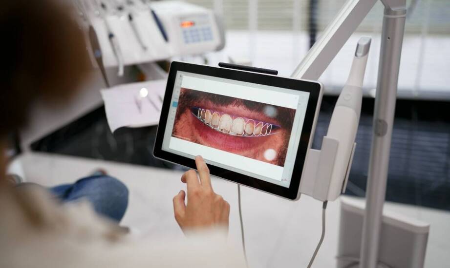 Dlaczego warto korzystać z ortodontycznych konsultacji przy wyborze leczenia?