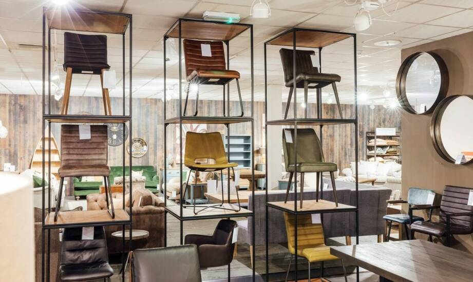 Wpływ sezonowych trendów na ofertę hotelowych mebli dostępnych na wyprzedaży