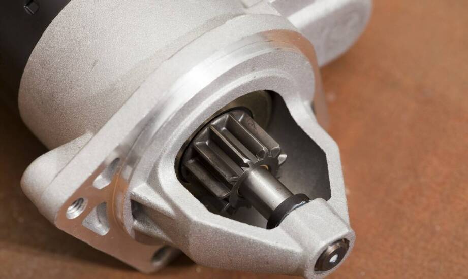 Jak żeliwne odlewy na zamówienie wpływają na efektywność przemysłowych maszyn