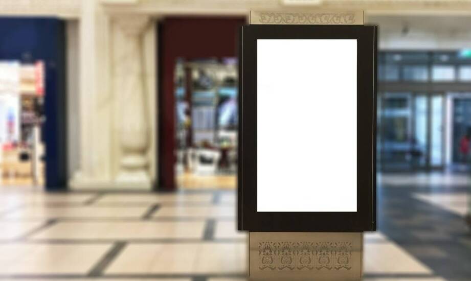 Kluczowe zalety stosowania trwałych materiałów w reklamowych ekspozytorach