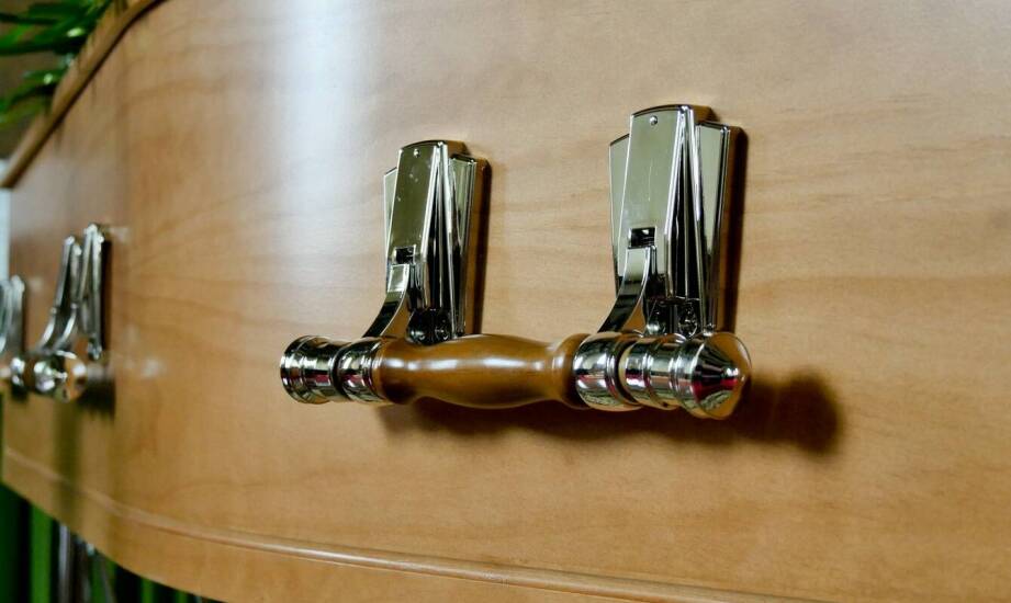 Akcesoria meblowe a styl wnętrza – jak dopasować je?