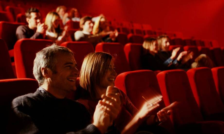 Jak romantyczne opery oddziałują na emocje współczesnych widzów?