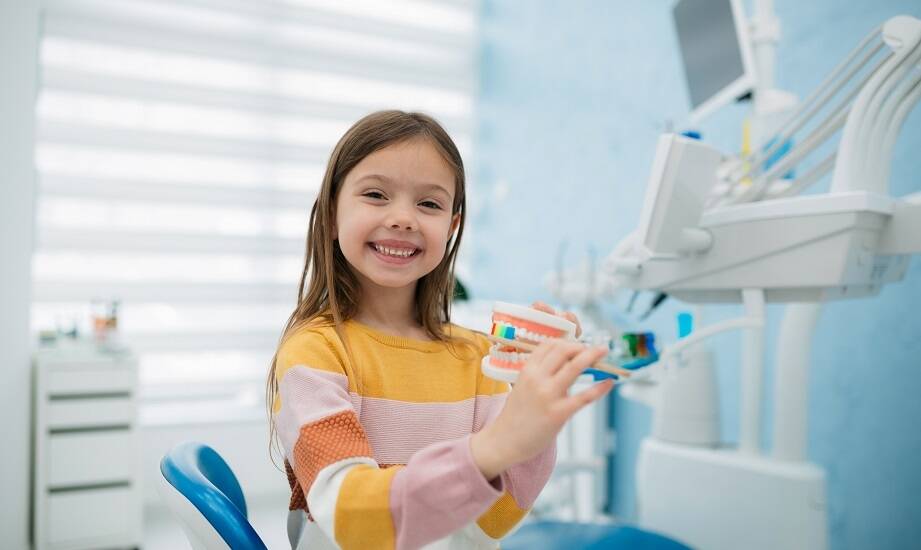 Jakie są korzyści z regularnych wizyt stomatologicznych dla dzieci?