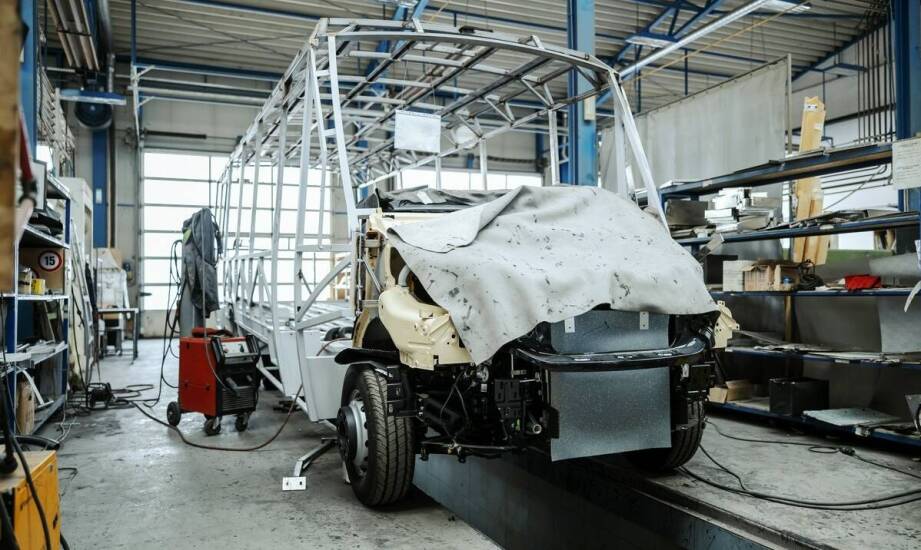 Rola kompozytów w poprawie bezpieczeństwa specjalnych pojazdów