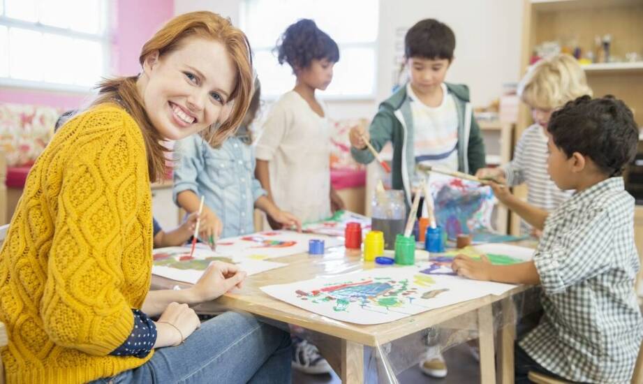 Wpływ terapii Tomatisa na rozwój kreatywności w zajęciach plastycznych