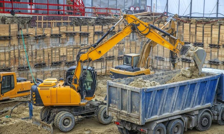 W jaki sposób terminowy transport budowlanych odpadów wpływa na efektywność prac?