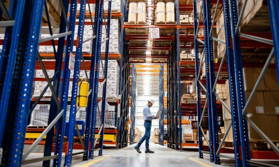 Zastosowanie systemów do zarządzania logistyką w optymalizacji procesów magazynowych