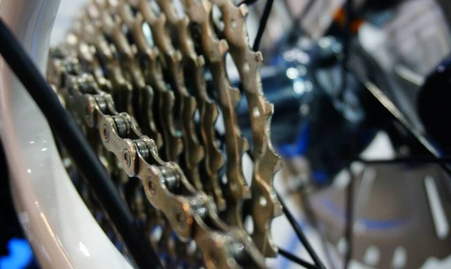 Zębatki rowerowe i ich wpływ na prędkość oraz przyspieszenie
