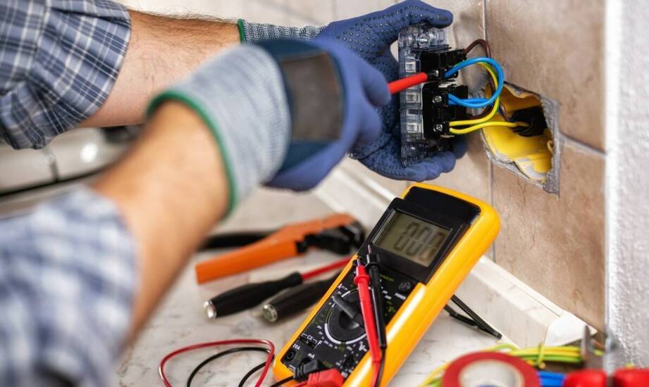 Bezpieczeństwo instalacji – jakie elektryczne przewody do oświetlenia LED są najlepsze?