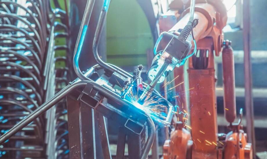 Rola zgrzewania w nowoczesnych technologiach produkcji mebli