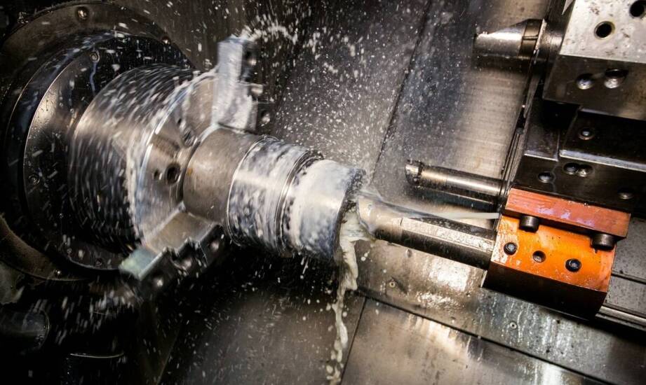 Zastosowanie technologii CNC w usługach do wytaczania